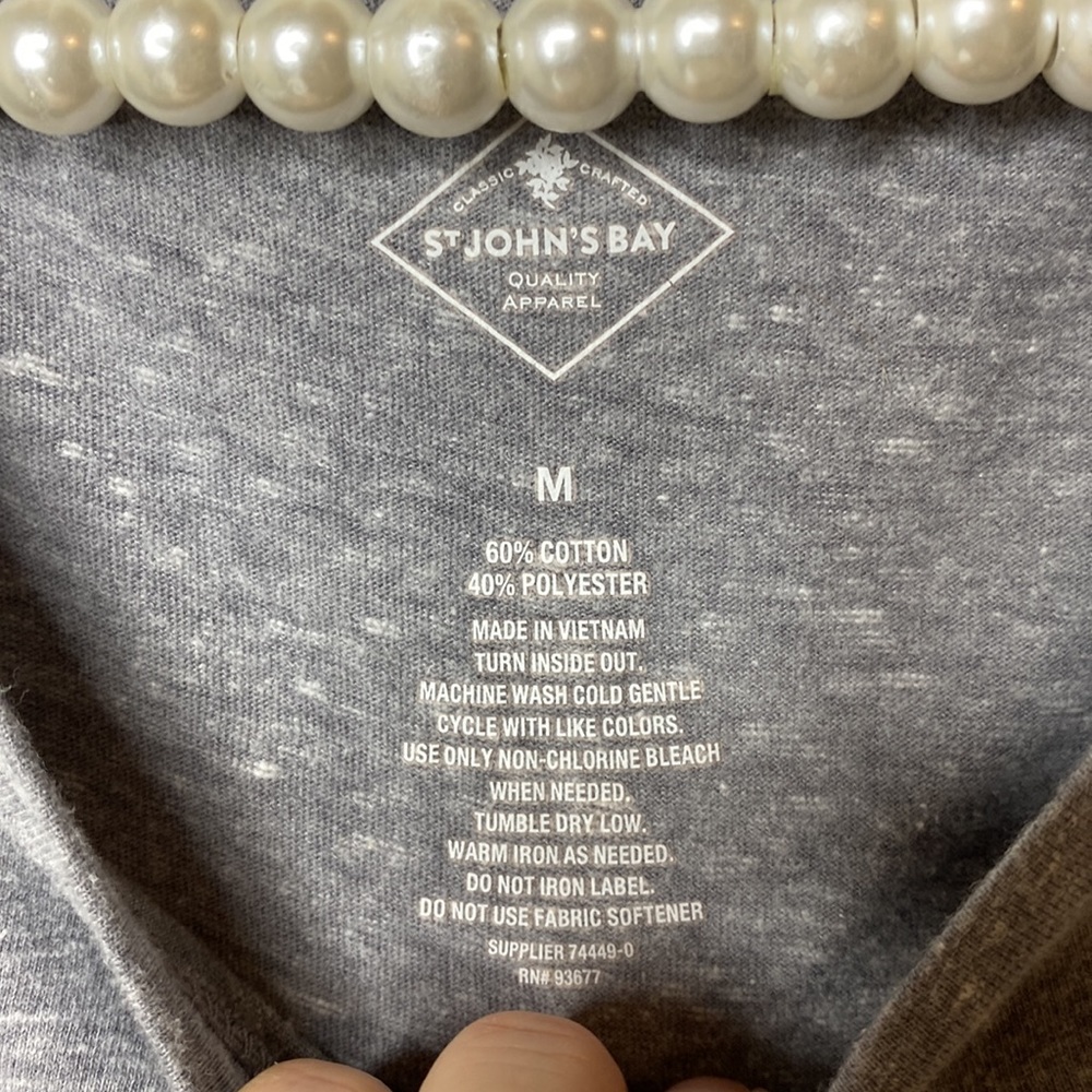 Elephant tee - Picture 3 of 3